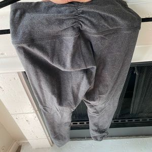 Lululemon Gray 7/8 leggings